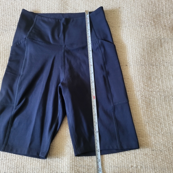 New Girlfriend Collective Paloma Racerback Bra & High-Rise Pocket Bike Short Set - Picture 12 of 16